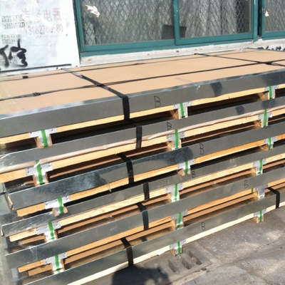 DIN1.4404 استاندارد داغ AISI 316L فولاد ضد زنگ 40*3100*8900MM گواهینامه SGS